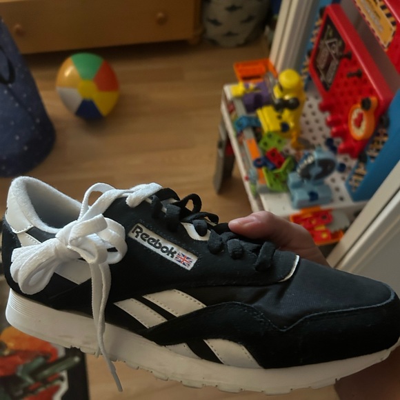 Reebok Other - brand new reebok classic tennis shoes size 9